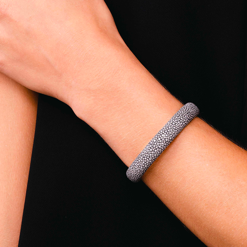Gray shagreen bracelet - Shagreen - Guiot de Bourg